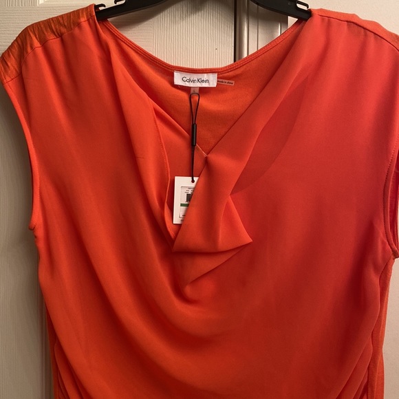 Calvin Klein lovely blouse - Picture 2 of 7